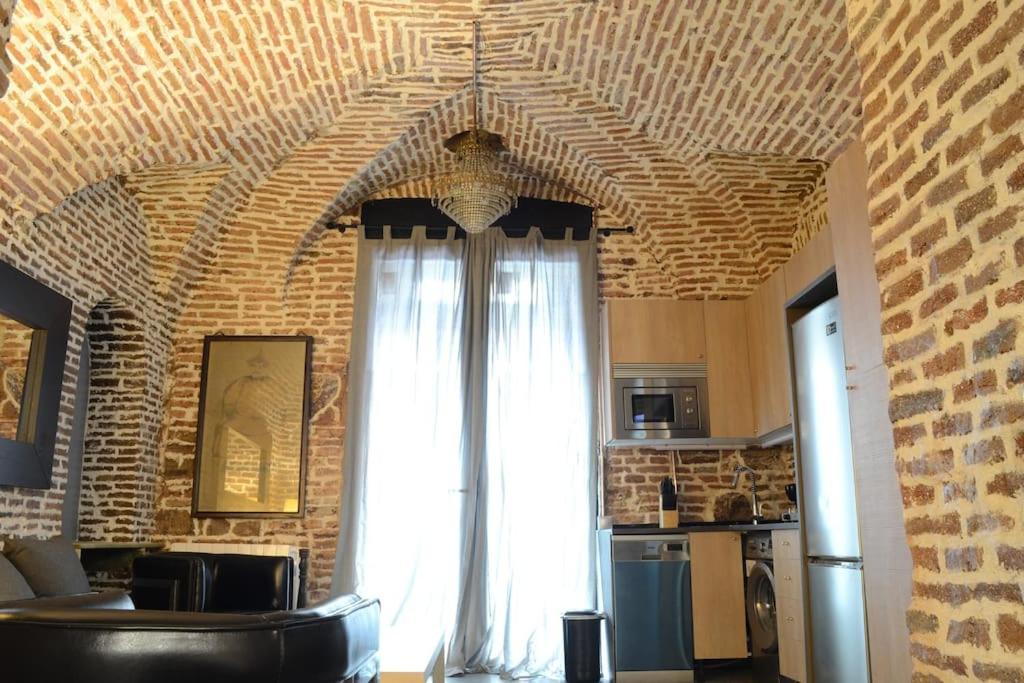 Cozy Loft - Royal Palace Мадрид Экстерьер фото